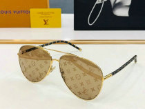 LV Sunglasses AAA (975)