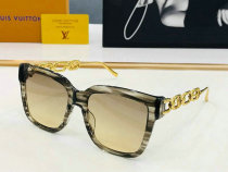 LV Sunglasses AAA (914)