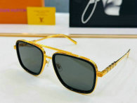 LV Sunglasses AAA (813)