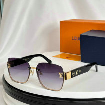 LV Sunglasses AAA (676)