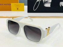 LV Sunglasses AAA (963)