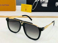 LV Sunglasses AAA (938)