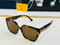 LV Sunglasses AAA (660)