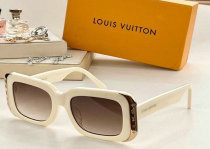 LV Sunglasses AAA (506)