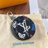 LV Key Holder  (40)