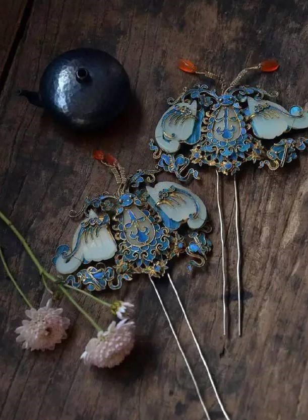 Traditional Chinese Jewelry : Beijing Enamel Hairpin