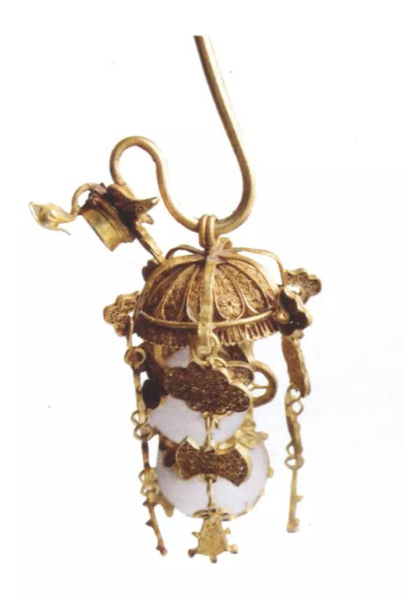 Filigree & Jade Earrings, Ming Dynasty