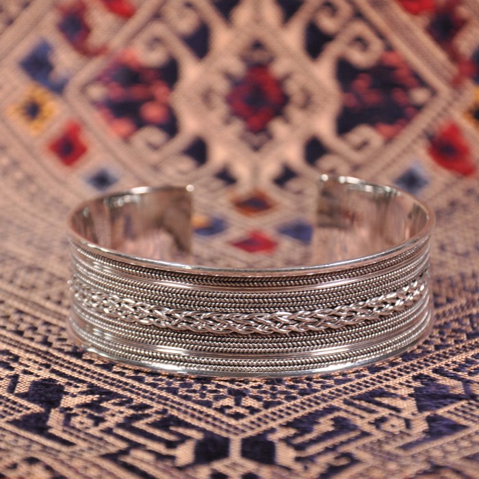 Chinese Handmade Bracelet - Wheat - Tibetan  Silver Bracelet | LIGHT STONE