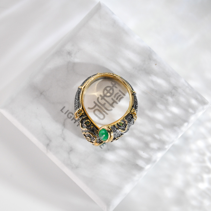 Online Ring- Flower - Chinese Vintage Silver Ring| LIGHT STONE