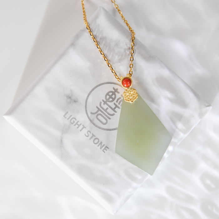 Jade Plaque - Light Green Jade Silver Necklace -  Online Shop | LIGHT STONE