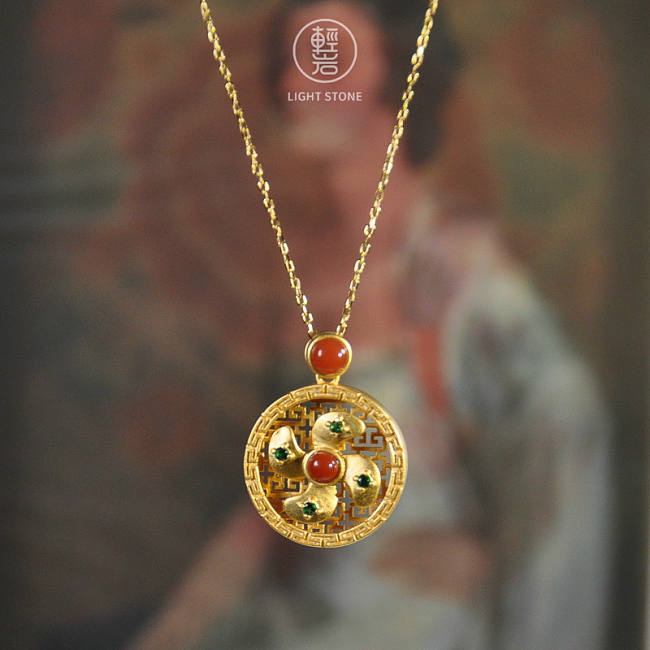 Gold Wheel - Red Agate Silver Necklace