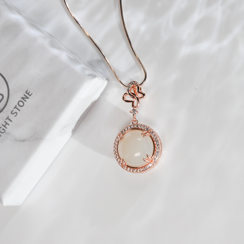 Rose Gold - Chinese White Jade Necklace 
