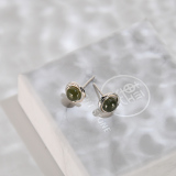 Round Green / White Jade Ear Stud - Online Shop - Chinese Handmade Jewelry | LIGHT STONE