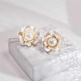 Online Earrings - Flower - Pearl Silver Earrings