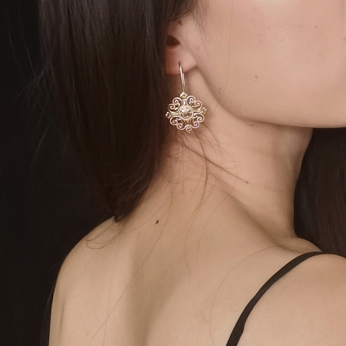 Lucky Knot - Silk Road - White Crystal - Sterling Silver Earrings