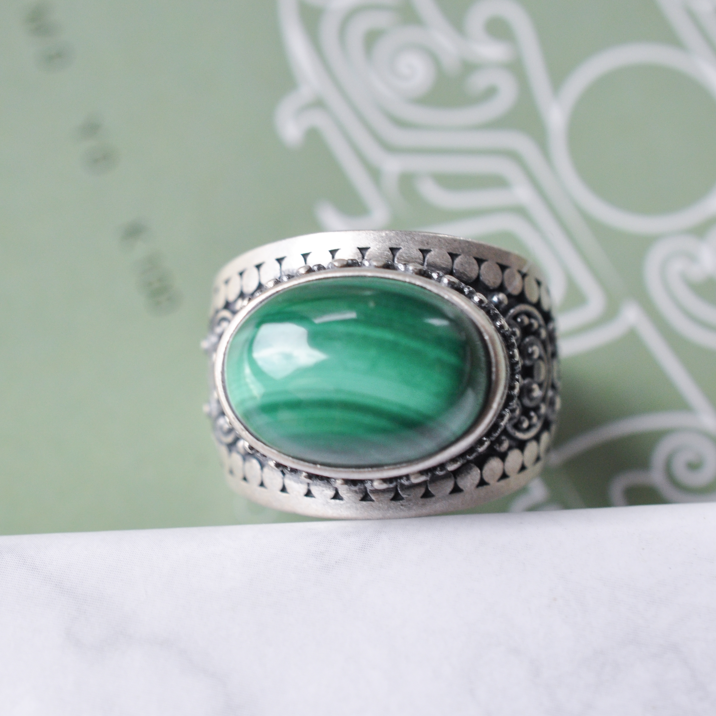 Vintage Malachite Ring - Unique Asian Style Jewelry - Ideal Gift