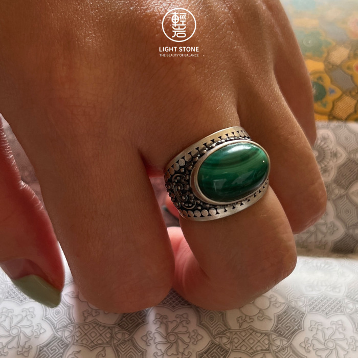 Vintage Malachite Ring - Ideal Gift  - Handmade Silver Ring