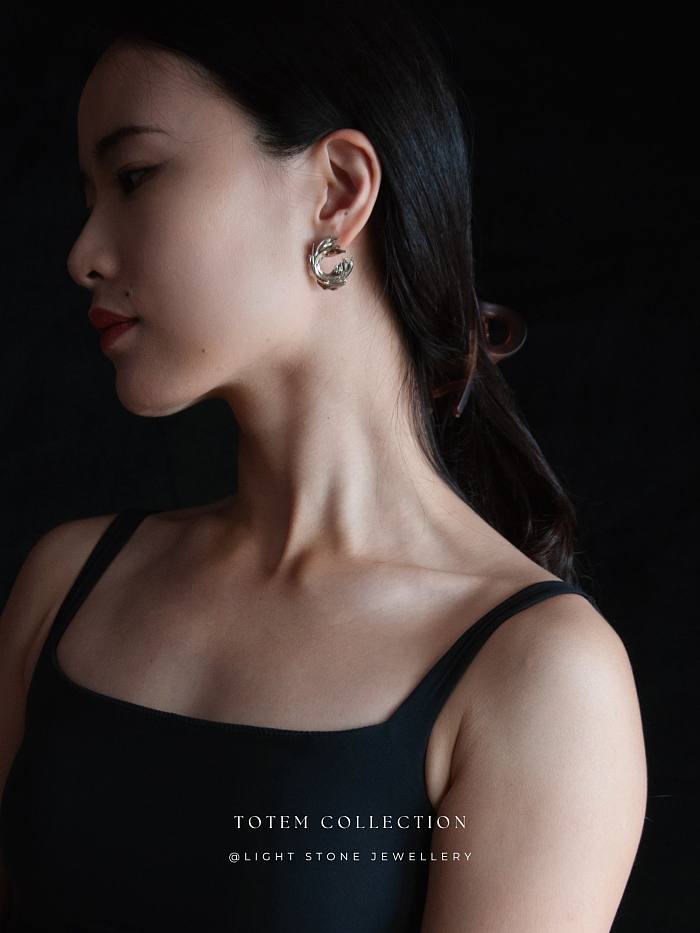 Phoenix Nirvana - Totem - Rhodium Plated - Silver Earrings