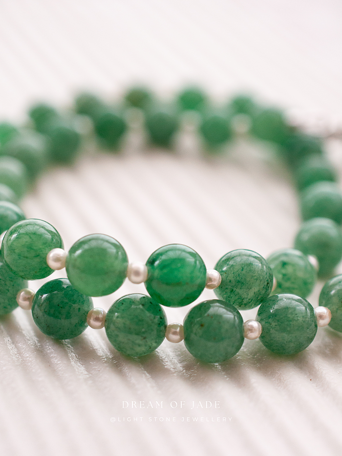 Matcha Green Hetian Jade and Pearl Necklace - Handcrafted Elegance - 8mm Jade Beads and 4mm Pearls - 42cm Length with 5cm Extender - Chic Chinese Jewelry - Light Stone Jewellery