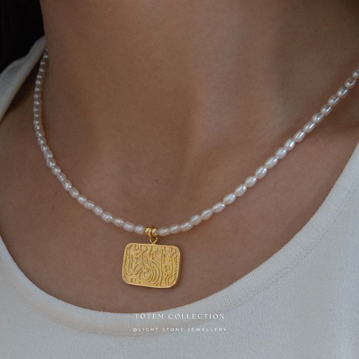 Retro-Modern Phoenix - Totem - Pearl Necklace - Choker