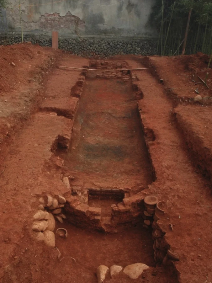 Longquan kiln ruins excavation site