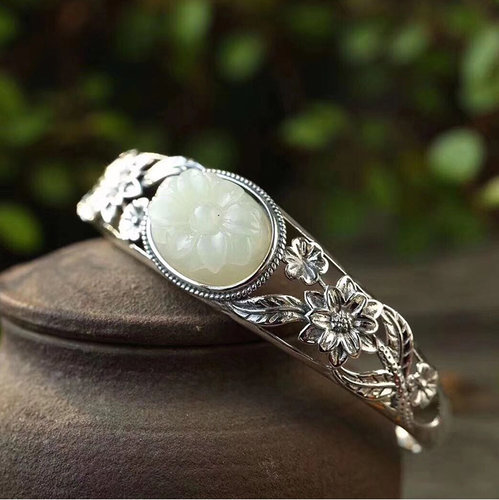 Royal Vintage Flower - Jade Silver Bangle