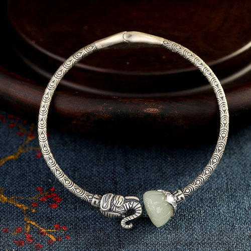 Vintage Elephant - Silver Bangle 