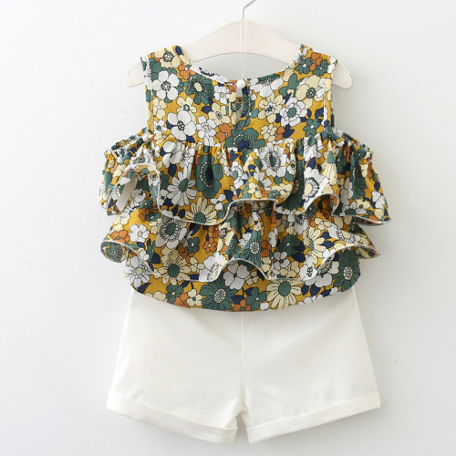 Girls Flowers Ruffles Sleeveless Blouse and White Shorts Two-Piece Outfit
