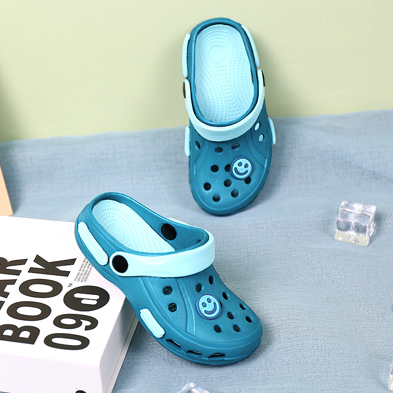 crocs beach sandals