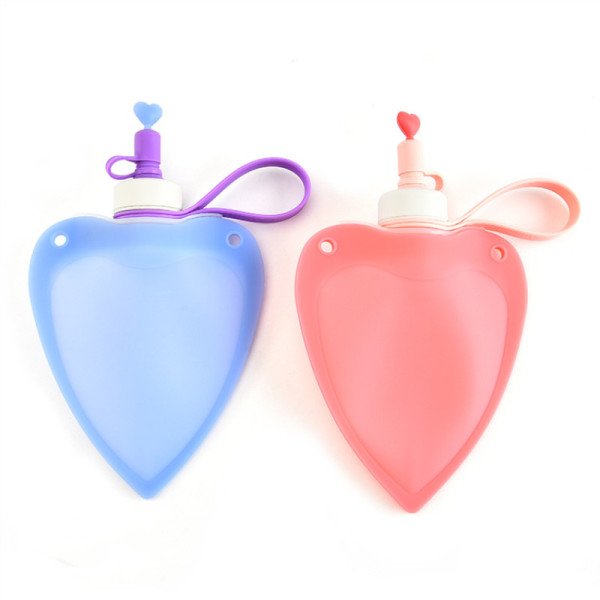 Collapsible Heart Water Bag Free 250ML Food-Grade Silicone Portable Water Bottles