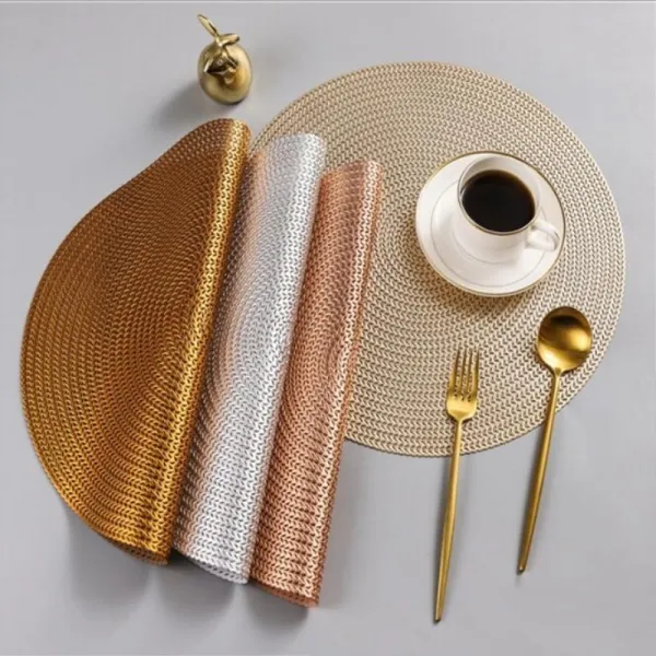Round Hollow Out Waterproof Insulation PVC Placemats For Table