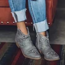 Women's Outside Shoes Leather Booties Round Head Embroidery Ethnic Style Knight Short Suede Boots
