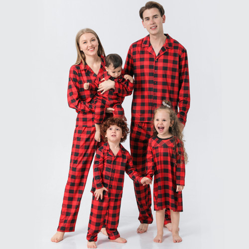 Christmas Family Matching Sleepwear Pajamas Sets Red Plaids Sets With Dog Cloth