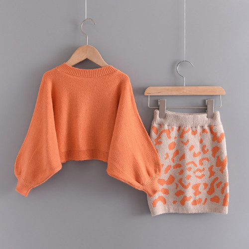 Girl Knit Long Sleeve Sweaters and Orange Leopard Skirt Two Pieces Set Outfit