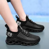 Boy Fashion Pure Color Net Breathable Sports Lightweight Sneakers Shoes