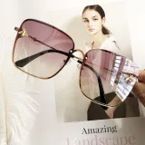 Sunglasses Multicolor Bee Gradient Lens Oversized Shades Retro Flat Top With Frame