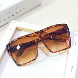 Sunglasses Trendy Cateye Trapezoidal Oversized UV Protection Retro Flat Top With Frame