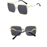 Sunglasses Multicolor Square Pearl Embellish Frame And Curve Sunglasses Legs