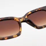 Sunglasses Trendy Cateye Square Oversized UV400 Protection Vintage Retro Flat Top With Frame