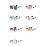 Kids Fashion Gradient Irregular Frame Anti-UV Protection Sunglasses