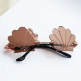 Pet Sunglasses Shell Shape Metal Frameless Glasses For Dog Cat