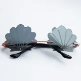 Pet Sunglasses Shell Shape Metal Frameless Glasses For Dog Cat