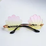 Pet Sunglasses Shell Shape Metal Frameless Glasses For Dog Cat