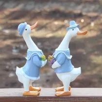 Resin Ducks Figurine Garden Ornament Decoration For Living Room Handicraft Desktop Ornaments