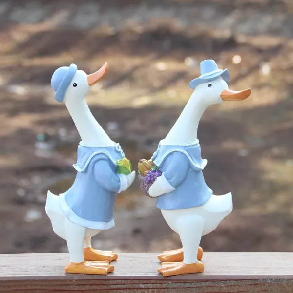 Resin Ducks Figurine Garden Ornament Decoration For Living Room Handicraft Desktop Ornaments