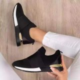 Women Low Top Mesh Breathable Athletic Shoes