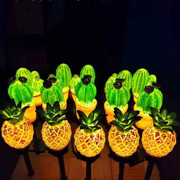 Courtyard Light Lawn Garden Pathway Cactus Pineapple Lantern Park Solar Powered Lamp