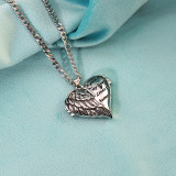 Opened Slogan Heart Angel Wings Necklace with Picture Color Printing Custom Gift