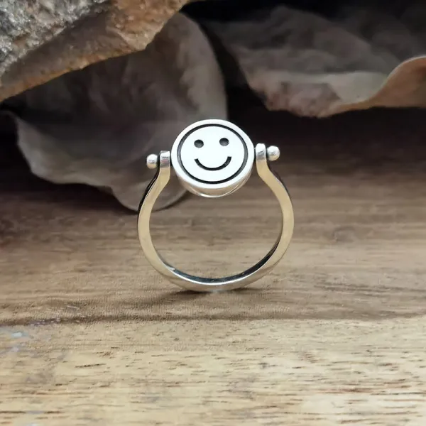 Fashion Jewelry Smiling Face Happy And Sad Rotation Ring