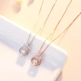 Zircon Diamonds Beating Crown Chain Jewelry Necklace